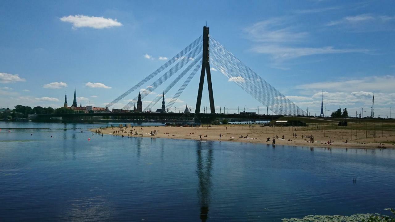 Avesol Apartment Riga Buitenkant foto