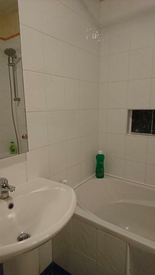 Avesol Apartment Riga Buitenkant foto